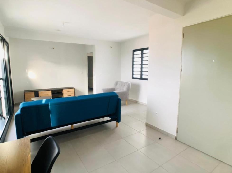 Le Yuka Apartment Saint-Francois  Bagian luar foto